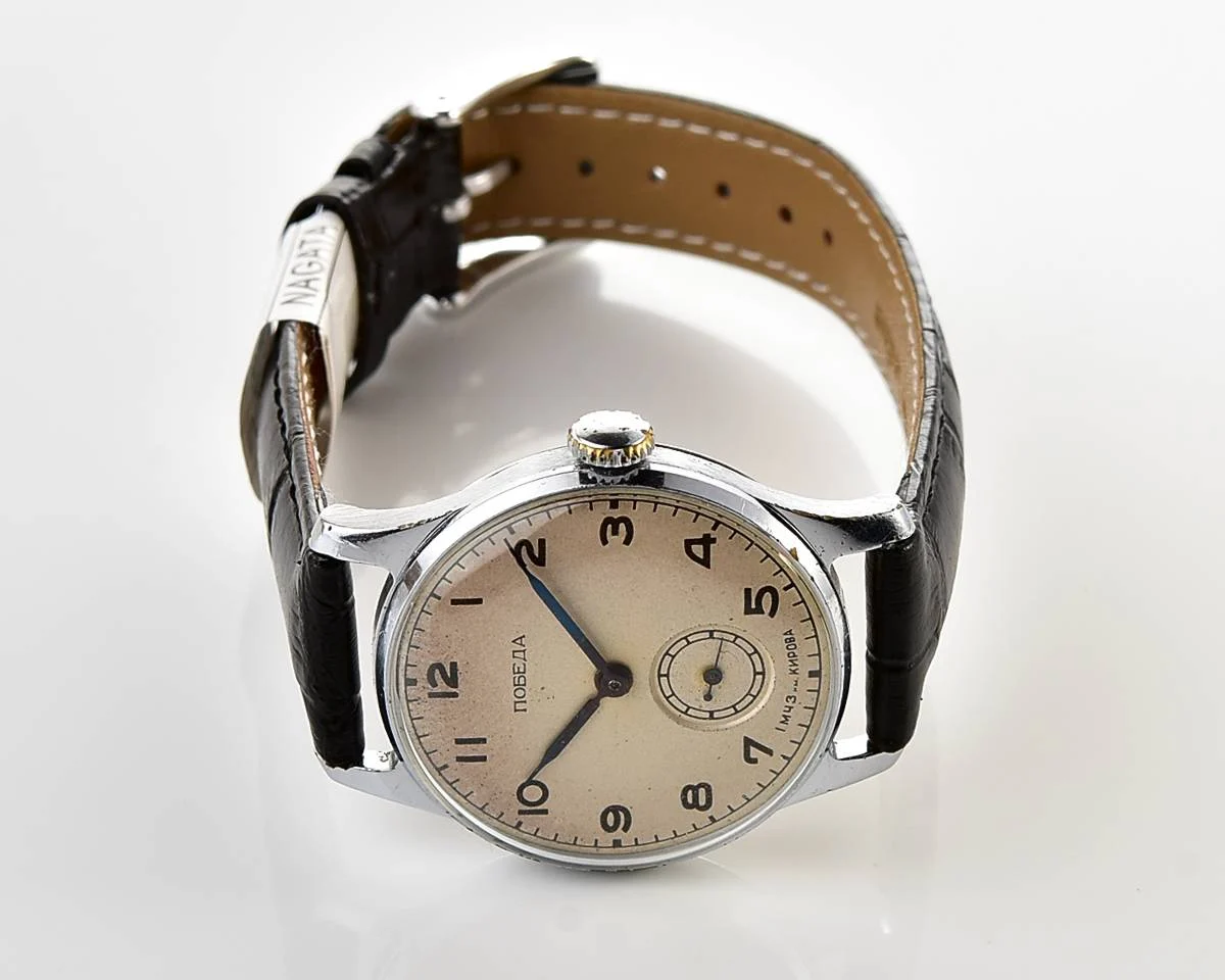 Excellent condition vintage Soviet mechanical Pobeda wrist watch, 1MChZ, 3rd quarter 1953