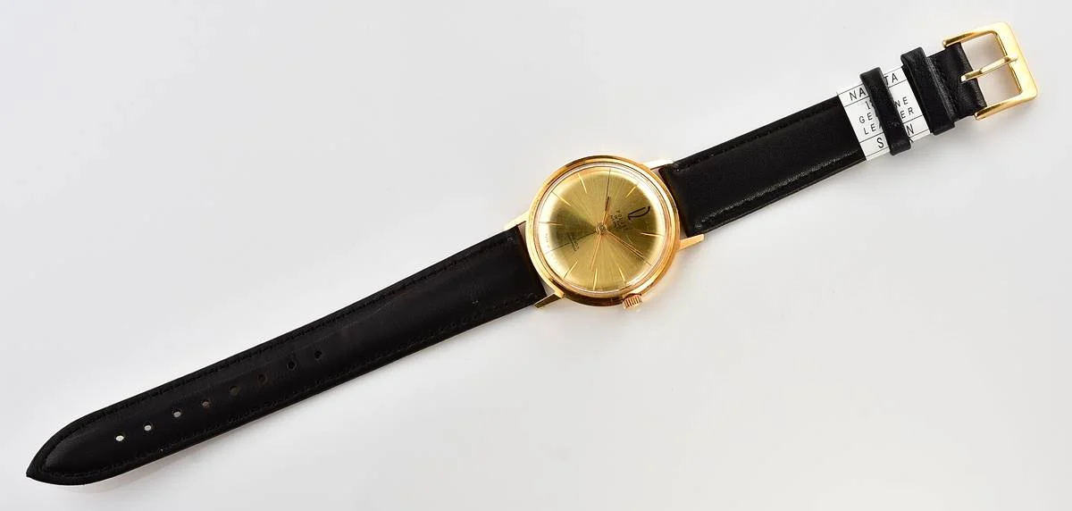 Beautiful automatic vintage gold-plated watch Poljot De Luxe!