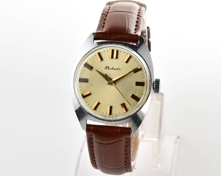 Soviet RAKETA vintage mechanical watch