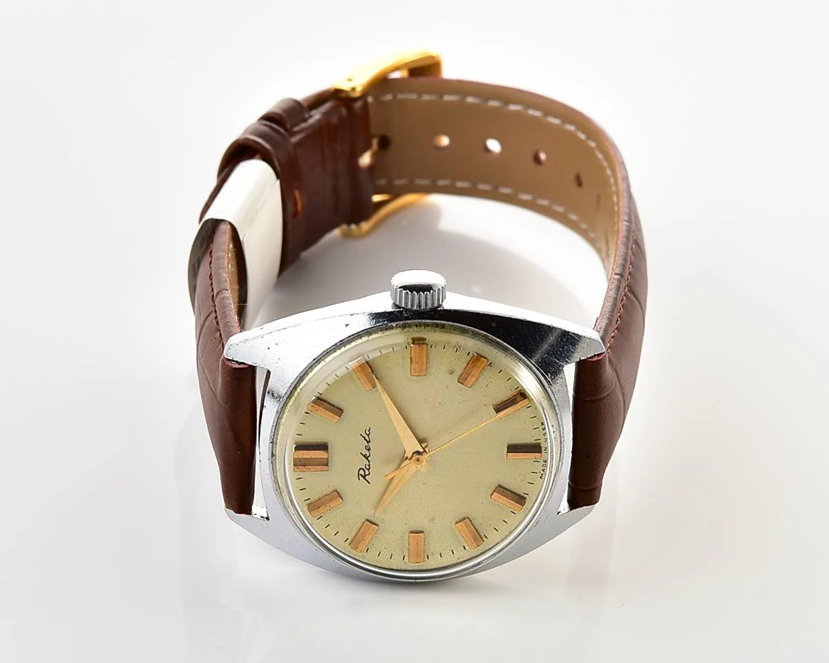 Soviet Raketa vintage mechanical watch