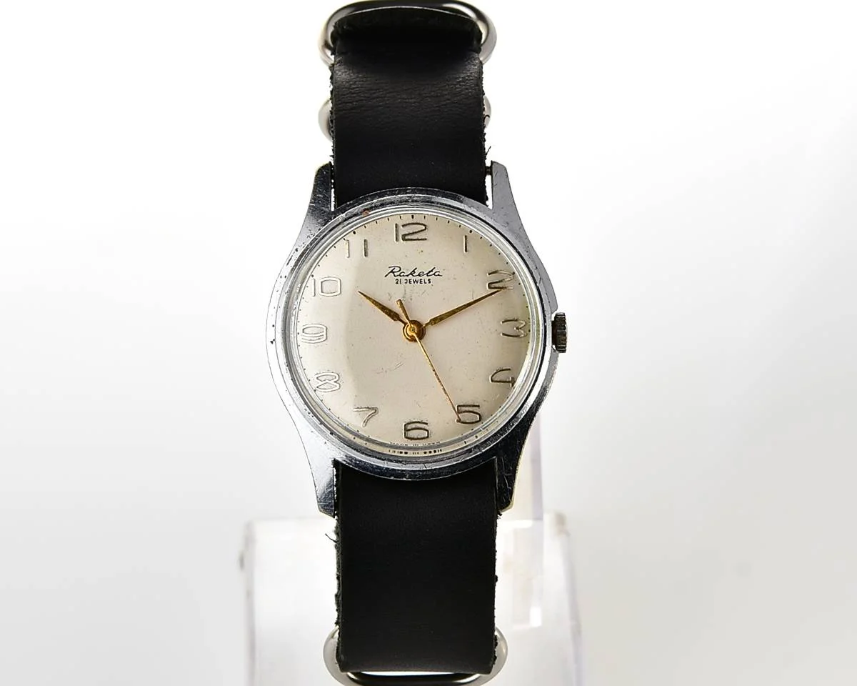 Soviet Raketa Baltica vintage mechanical watch with NATO leather strap!