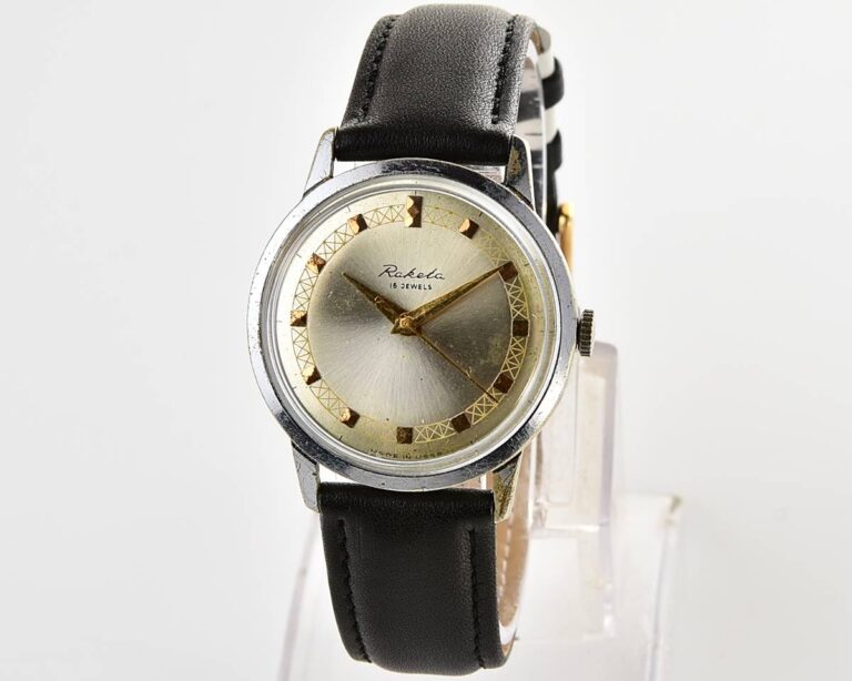 Soviet RAKETA vintage mechanical watch