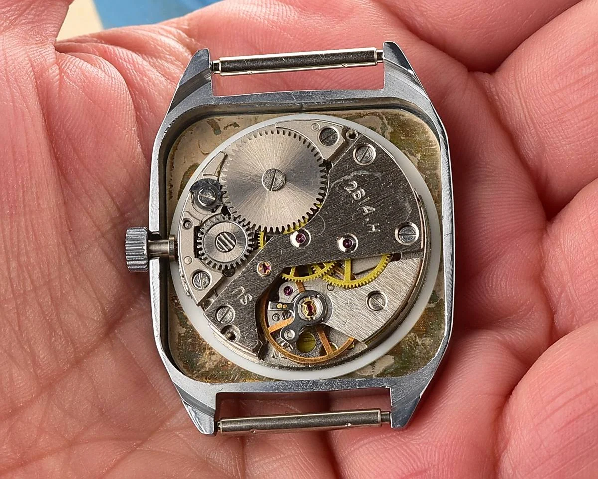 TIME CAPSULE: Vintage Soviet Raketa watch, New Old Stock (NOS)!