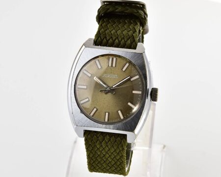 Soviet RAKETA vintage mechanical watch
