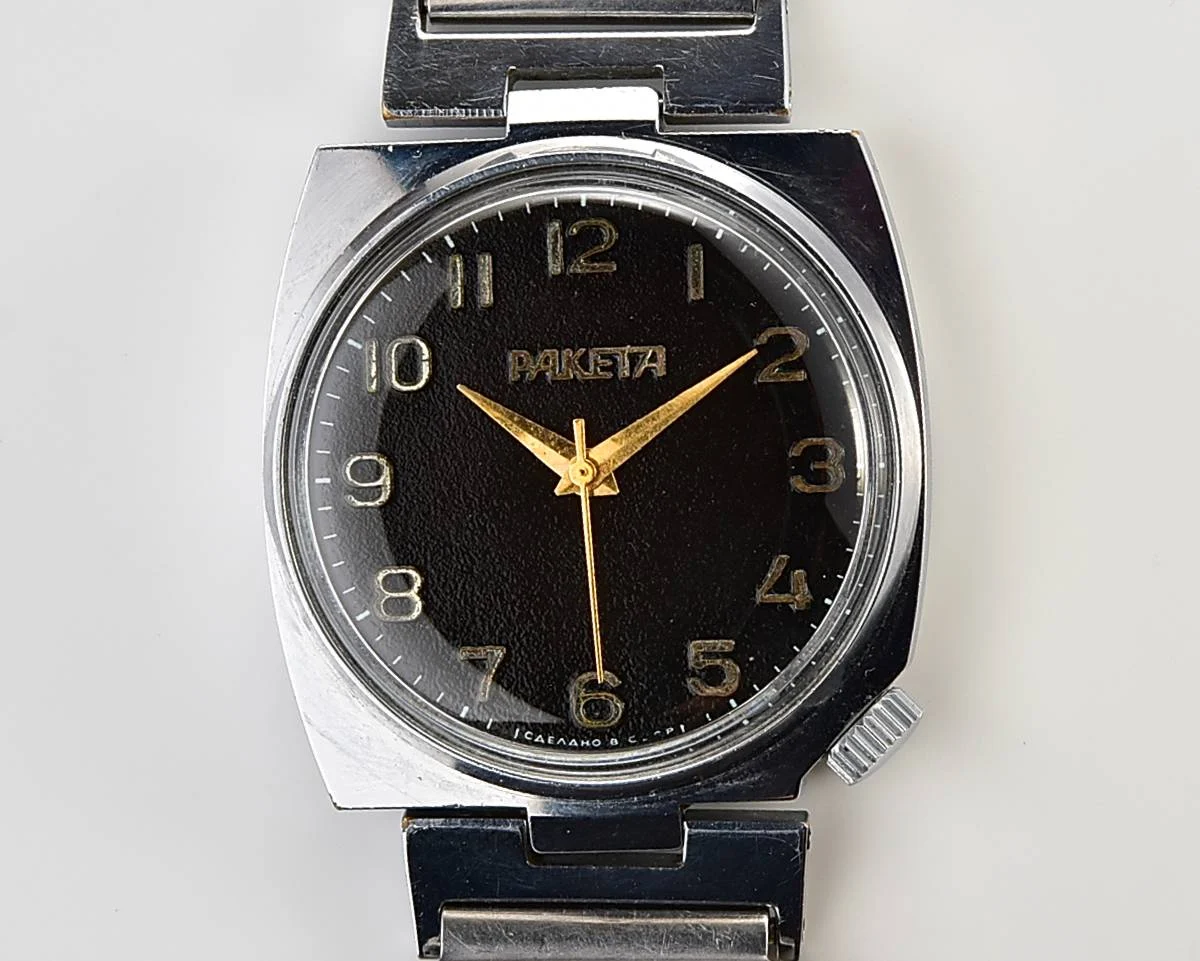 Excellent Soviet Raketa vintage mechanical watch