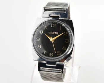 Excellent Soviet Raketa vintage mechanical watch