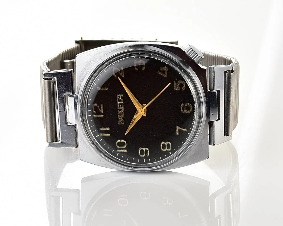 Excellent Soviet Raketa vintage mechanical watch