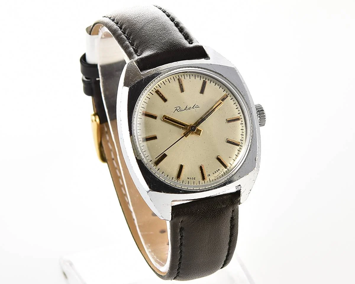 Excellent Soviet Raketa vintage mechanical watch