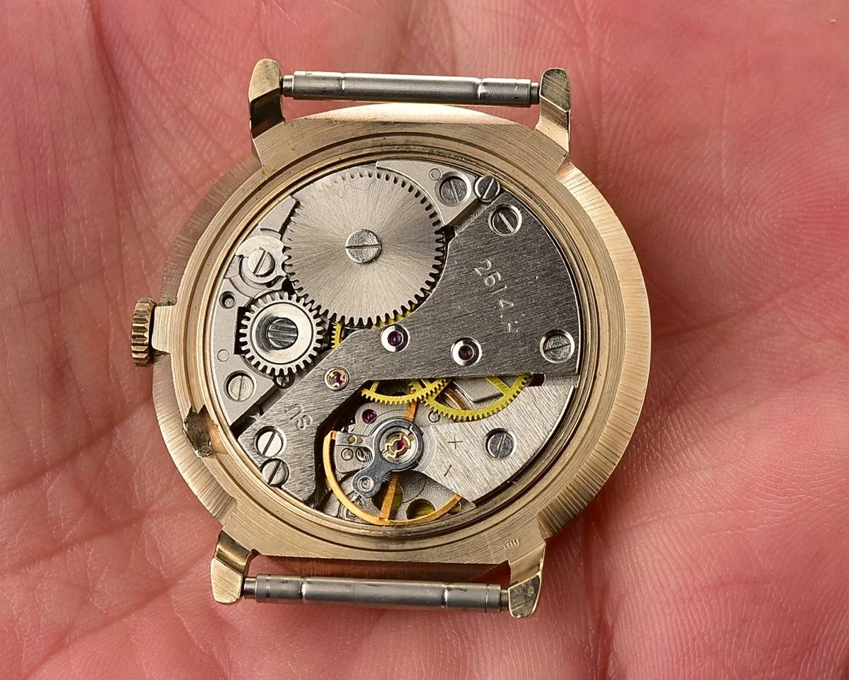 TIME CAPSULE: Vintage gold-plated Soviet Raketa watch with engraved back, New Old Stock (NOS)!