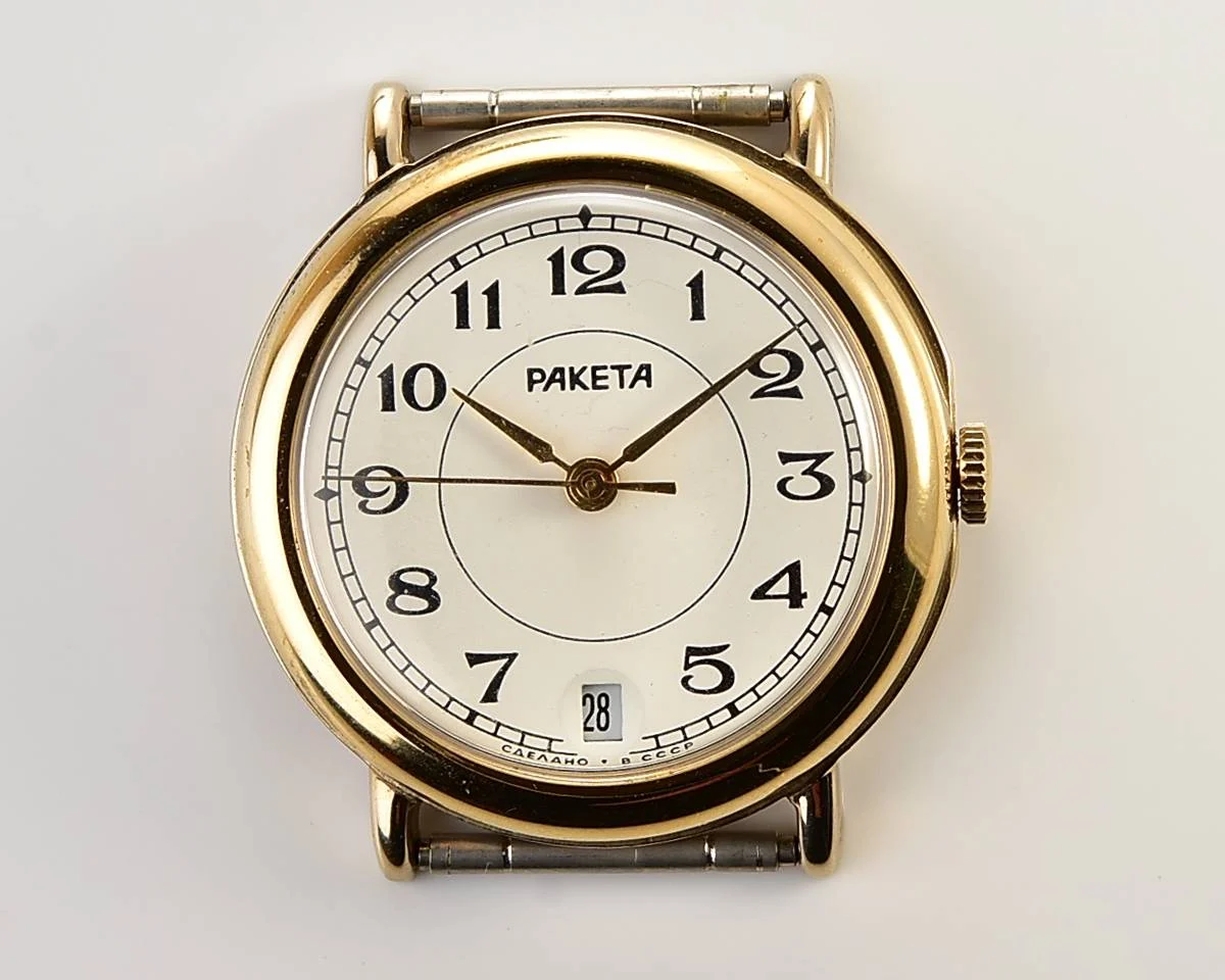 TIME CAPSULE: Vintage gold-plated Soviet Raketa watch with engraved back, New Old Stock (NOS)!