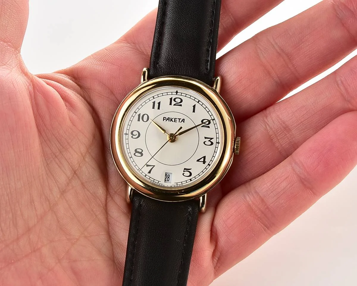 TIME CAPSULE: Vintage gold-plated Soviet Raketa watch with engraved back, New Old Stock (NOS)!