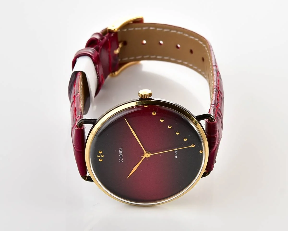 Large Soviet Sekonda (Zarya) mechanical wrist watch