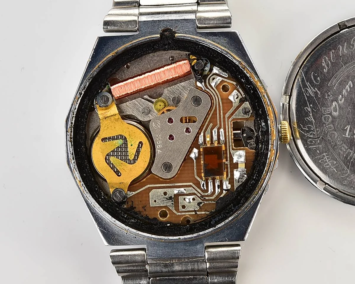 Soviet Slava Pepsi with quartz movement