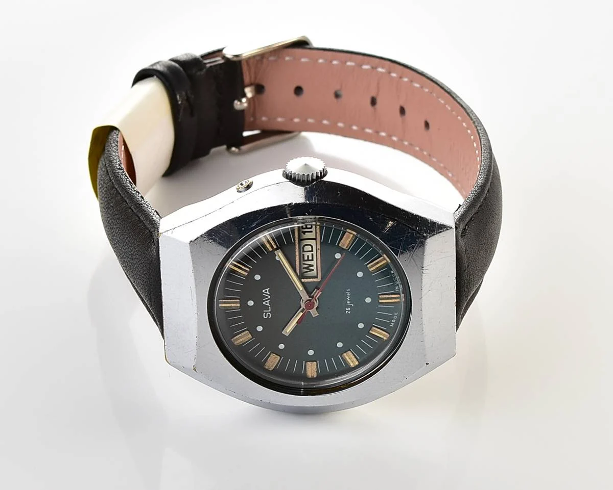 Slava Soviet mechanical vintage watch