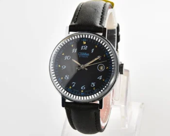 Slava mechanical watch with calendar
