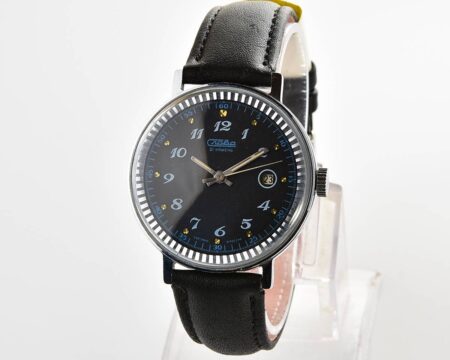 Slava mechanical watch with calendar