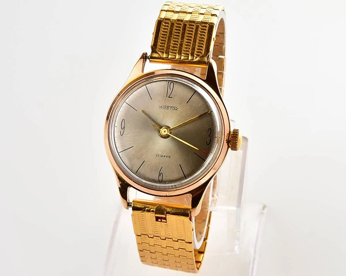 Excellent Soviet Wostok (Vostok) gold-plated mechanical wrist watch with 22 jewels precision movement