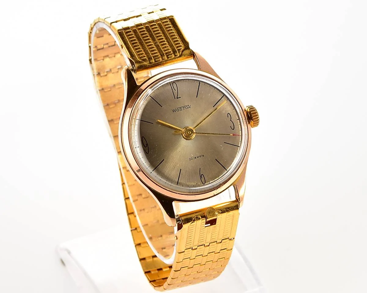 Excellent Soviet Wostok (Vostok) gold-plated mechanical wrist watch with 22 jewels precision movement