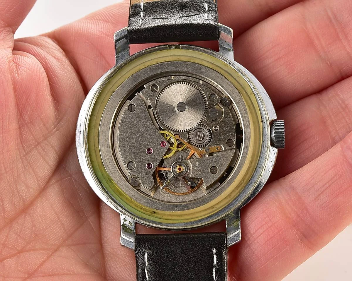Large vintage Wostok (Vostok) mechanical wrist watch