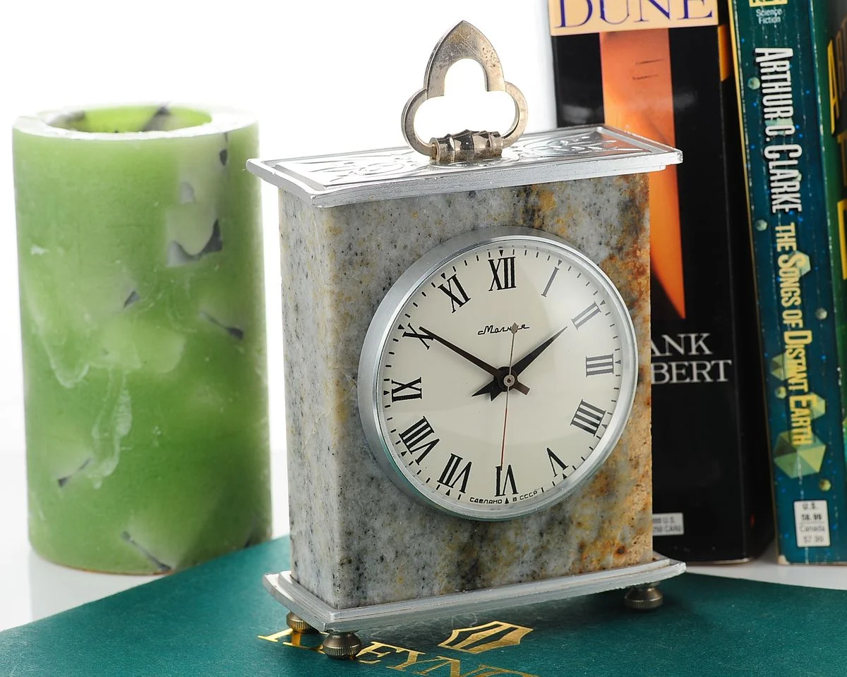 Vintage Molnija grey marble mechanical table clock with 12 days power reserve!