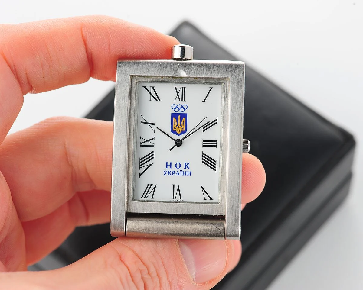 Key chain quartz watch - from the President of national Olympic committee of 🇺🇦Ukraine!
