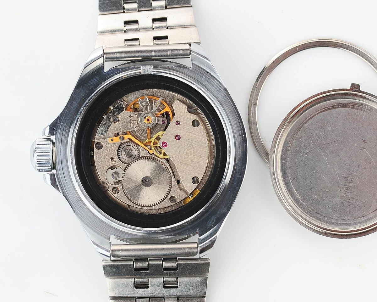 TIME CAPSULE: Vostok Komandirskie mechanical watch – New Old Stock (NOS)!