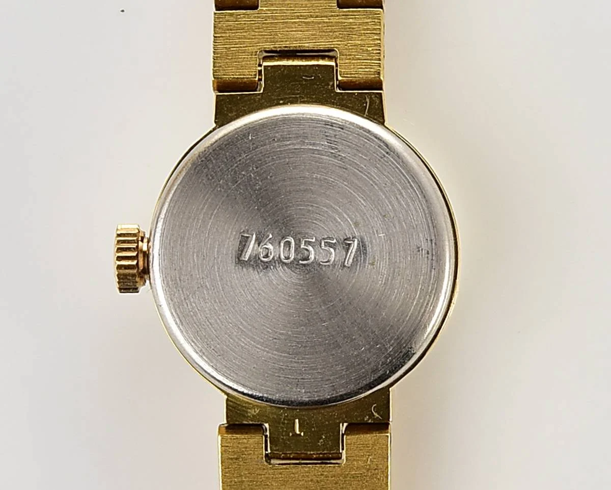 TIME CAPSULE: Chaika vintage wrist watch for ladies – New Old Stock (NOS)!