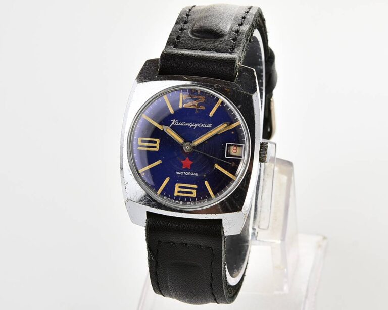 Soviet Vostok Komandirskie mechanical watch - Zakaz MO CCCP!