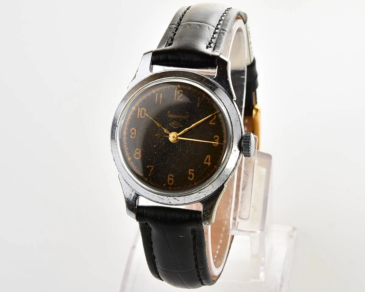 Leningrad vintage Soviet mechanical watch