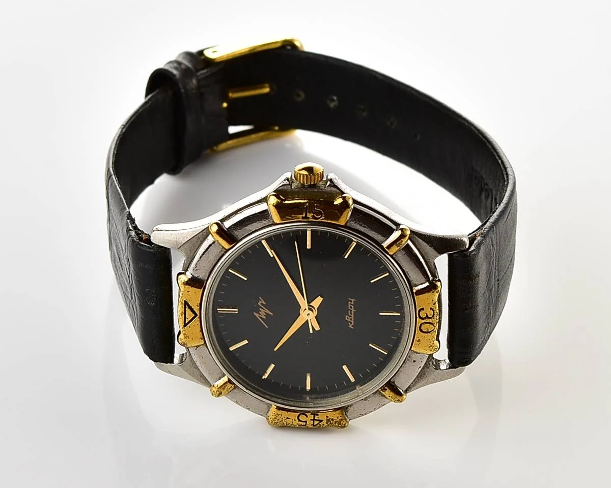 Soviet Luch wristwatch with quartz movement