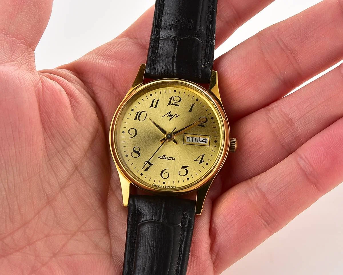 TIME CAPSULE: Belorusian watch Luch with quartz movement – New Old Stock (NOS)!