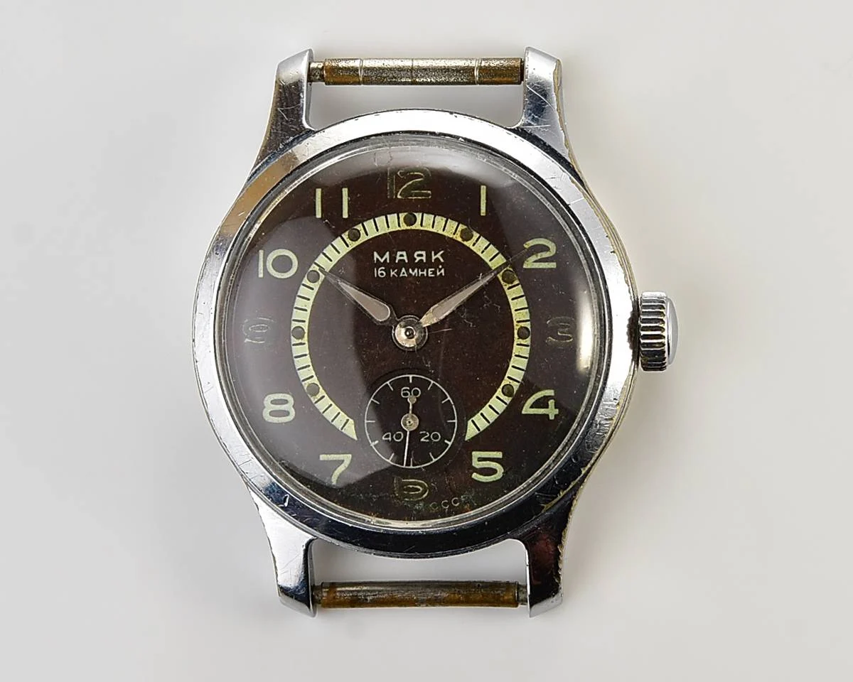 Vintage Soviet Mayak mechanical watch, 4th quarter of 1955
