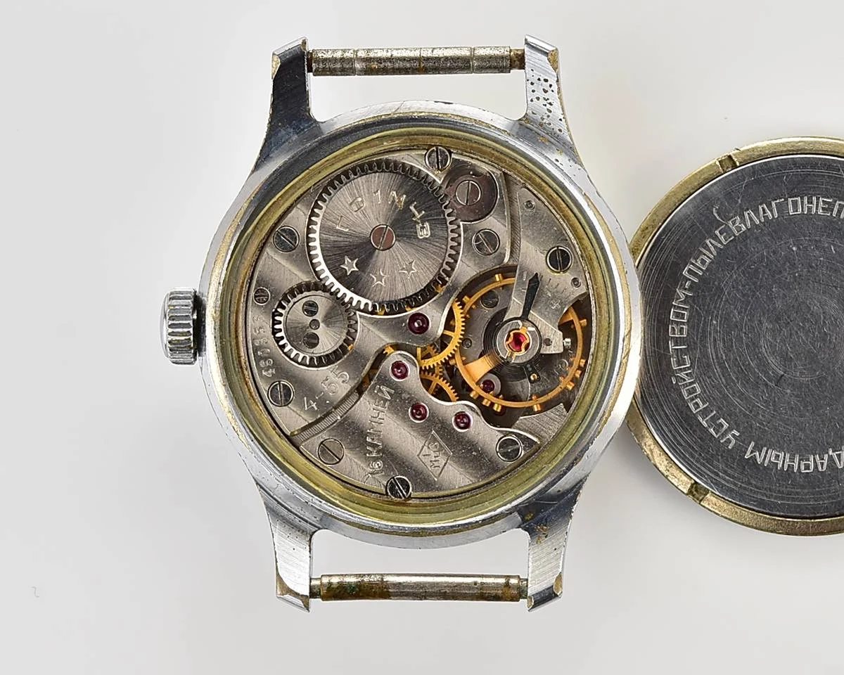 Vintage Soviet Mayak mechanical watch, 4th quarter of 1955