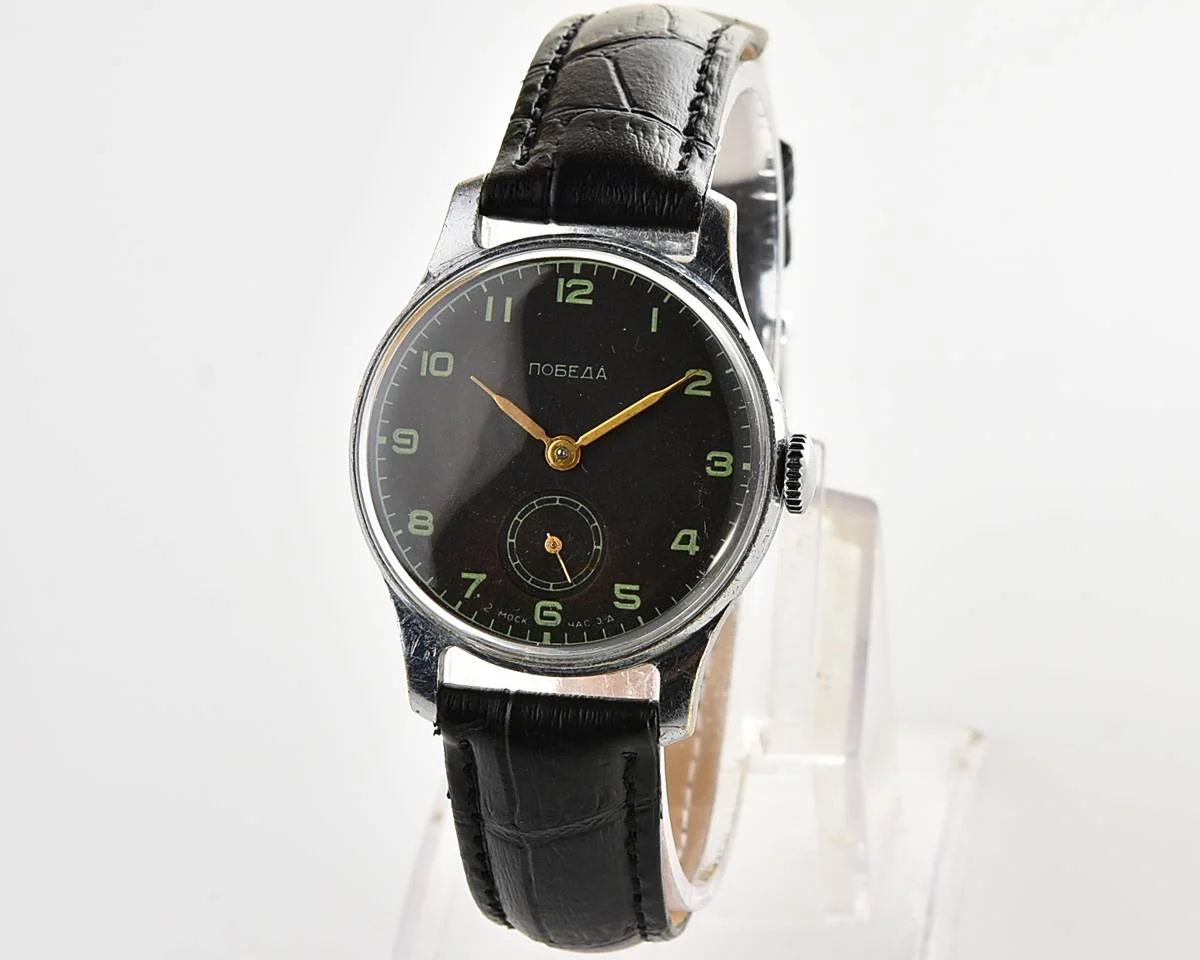 Excellent vintage Soviet mechanical Pobeda watch, 2MChZ from 4th quarter 1954!