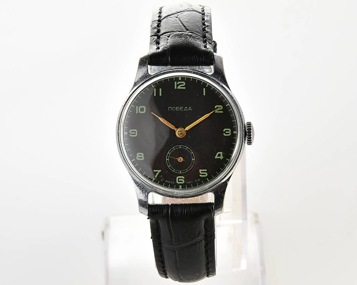 Excellent vintage Soviet mechanical Pobeda watch, 2MChZ from 4th quarter 1954!