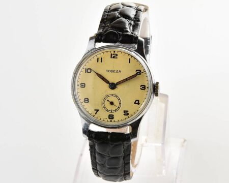 Vintage soviet mechanical POBEDA watch, 2MChZ from 1st quarter 1958!
