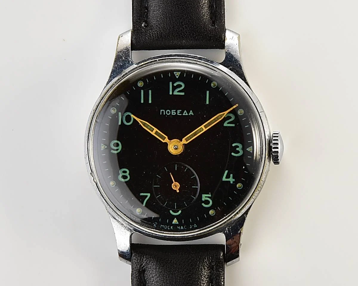 Excellent vintage Soviet mechanical Pobeda watch, 2MChZ from 2nd quarter 1957!