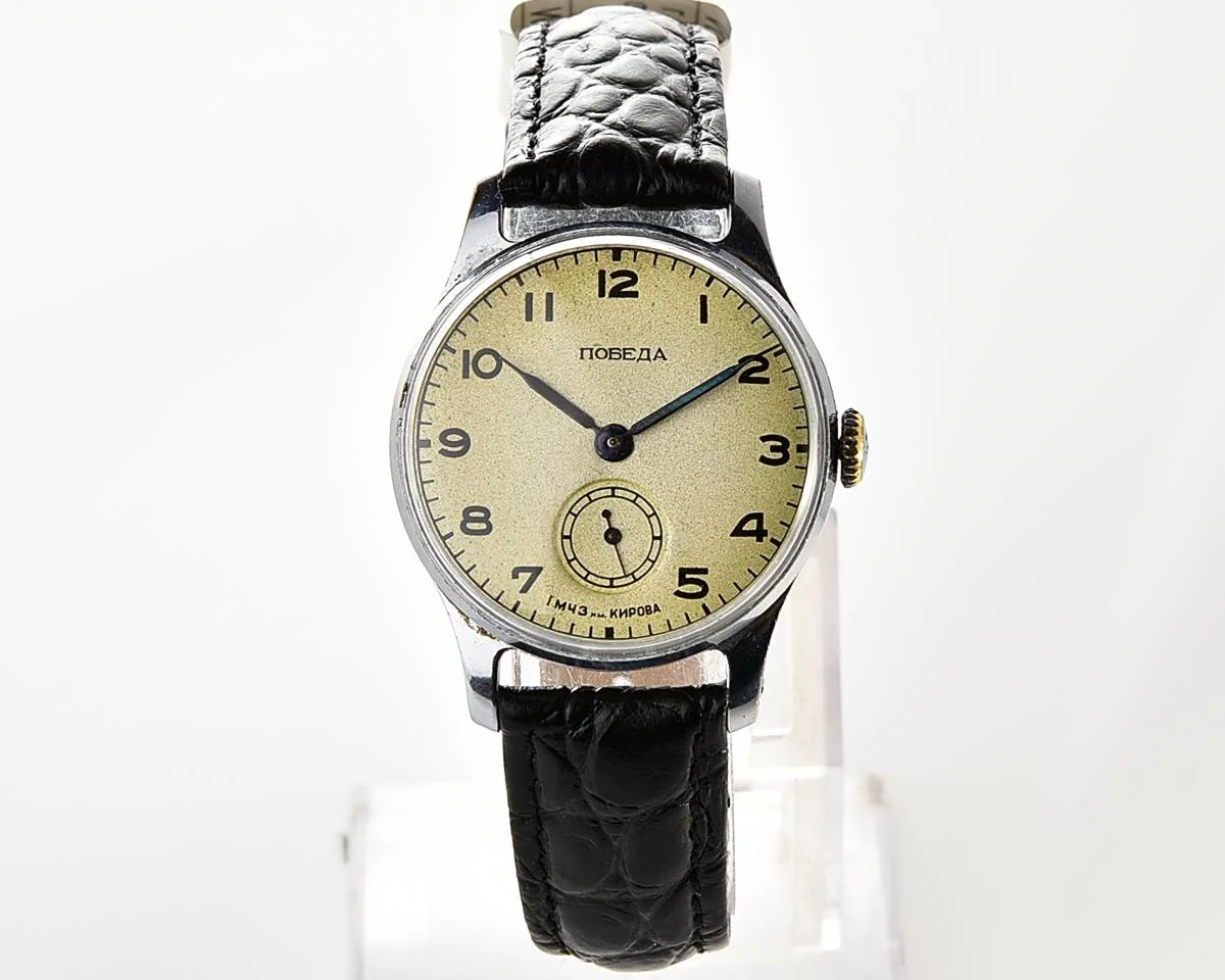 Vintage Soviet mechanical Pobeda wrist watch, 1MChZ, the 1st quarter of 1952