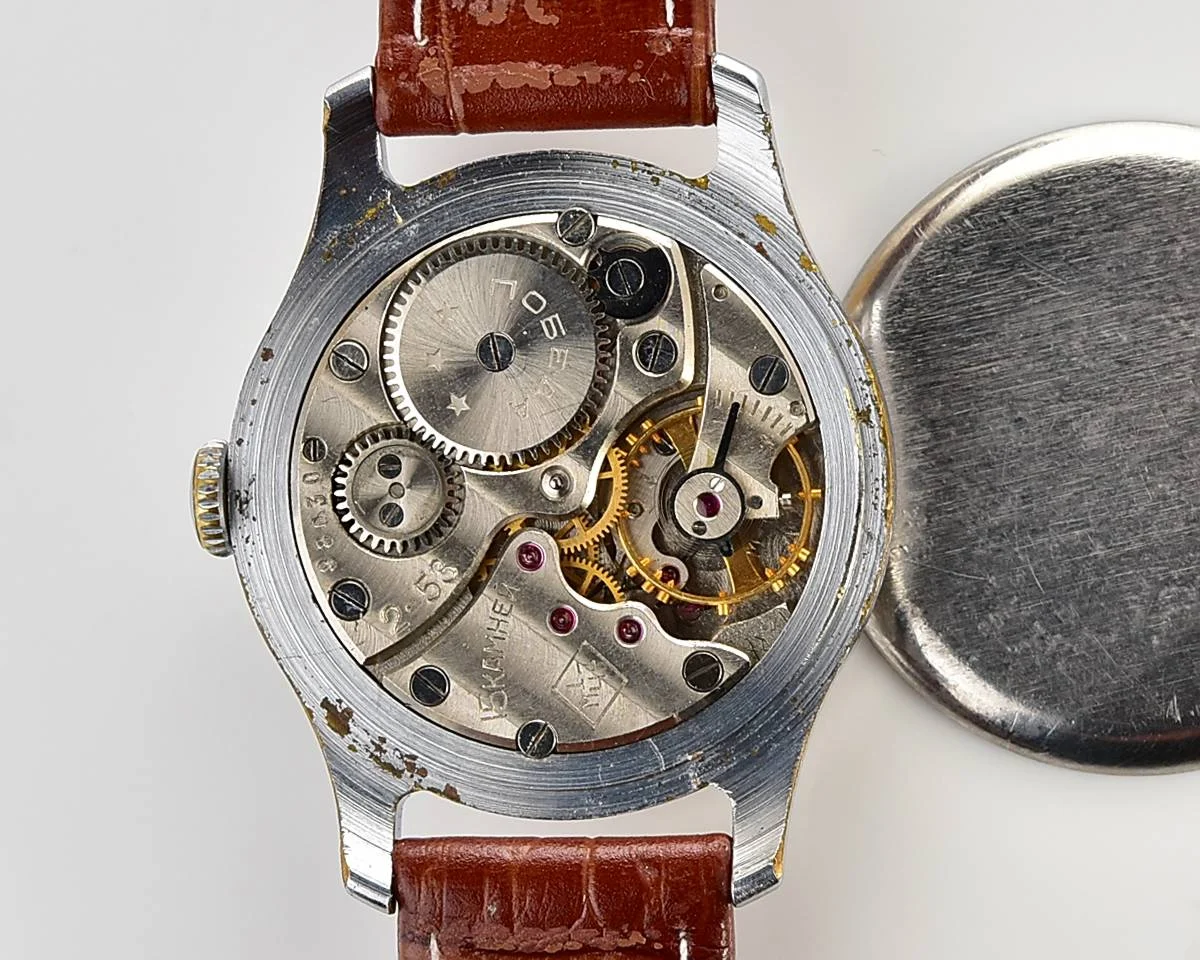 Vintage Soviet mechanical Pobeda wrist watch, 1MChZ, from the 2nd quarter 1953