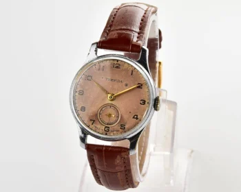 Vintage Soviet mechanical Pobeda wrist watch, 1MChZ, from the 2nd quarter 1953