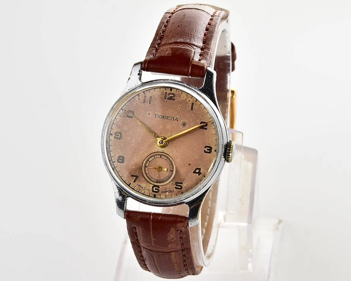 Vintage Soviet mechanical Pobeda wrist watch, 1MChZ, from the 2nd quarter 1953