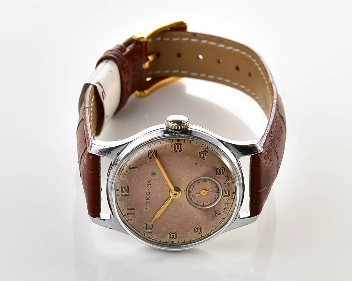 Vintage Soviet mechanical Pobeda wrist watch, 1MChZ, from the 2nd quarter 1953
