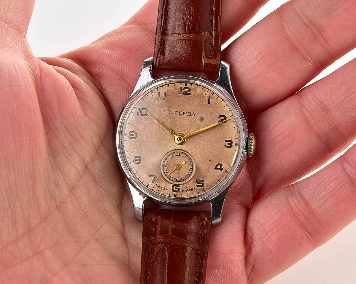 Vintage Soviet mechanical Pobeda wrist watch, 1MChZ, from the 2nd quarter 1953