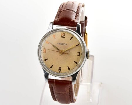 Vintage soviet POBEDA watch with central second hand