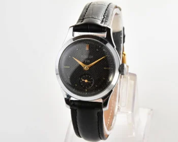 Vintage Soviet mechanical Pobeda wristwatch, PChZ (EChL)