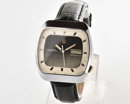 Large soviet POLJOT vintage watch with automatic quartz movement