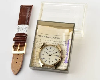 TIME CAPSULE: Soviet Poljot wrist watch with quartz movement – New Old Stock (NOS)!