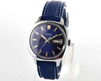 Soviet mechanical Raketa with automatic self winding movement