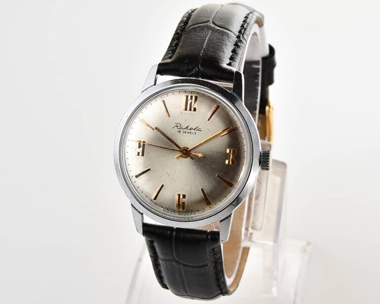 Soviet RAKETA vintage mechanical watch