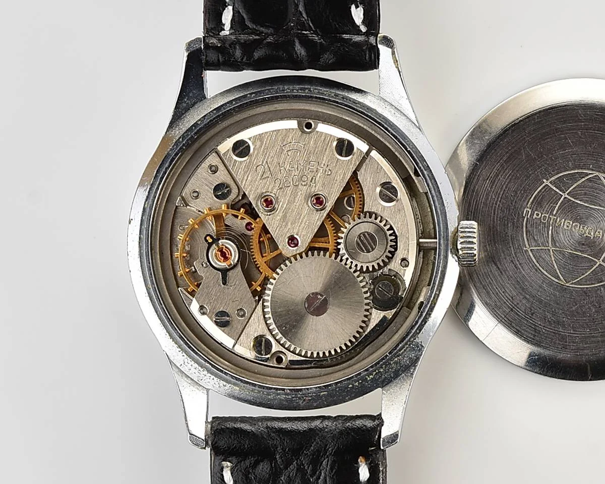 Excellent Soviet Raketa Baltica vintage mechanical wristwatch